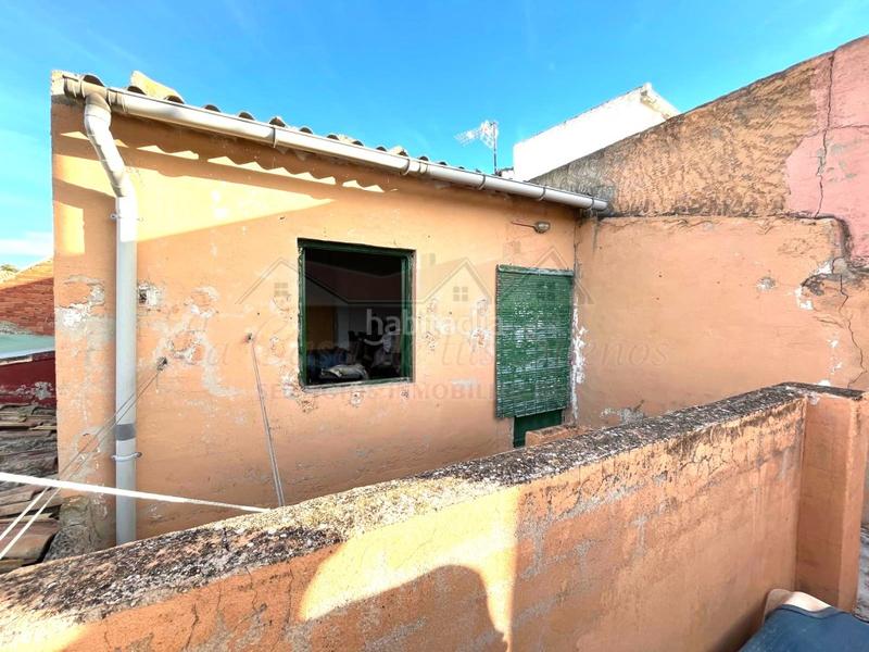 Foto c7c24ec3-dc0c-4ef0-9554-c981fdcbc689. Casa  para reformar en monovar en Monòver