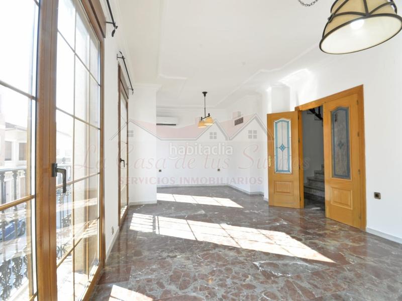 Foto 0e25e1d2-b9a0-4958-999b-d4bf4cc4e086. Casa con parcheggio in Sax