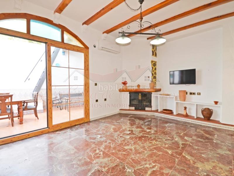 Foto 6c978183-ec1b-410a-8ab2-edcc41622f11. Casa con parcheggio in Sax