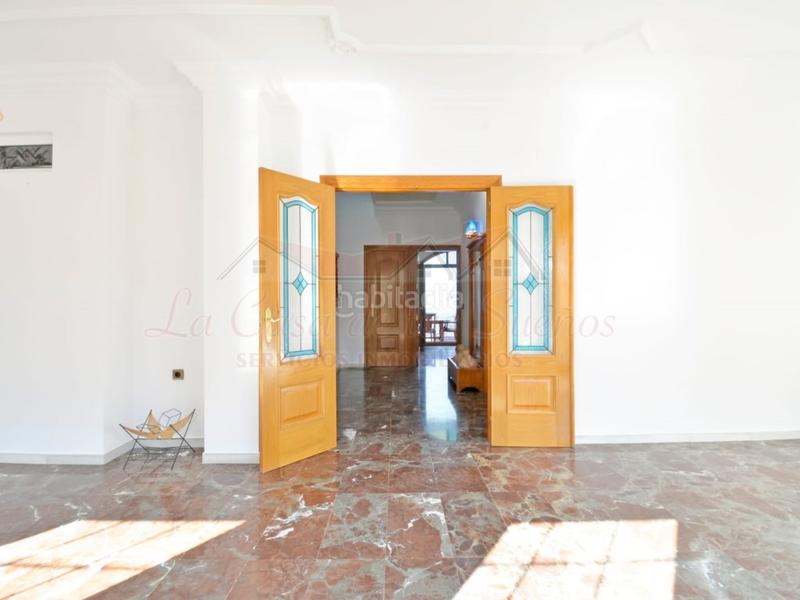 Foto 781b5f71-d362-490a-ab93-9e7b36ab1660. Casa con parcheggio in Sax