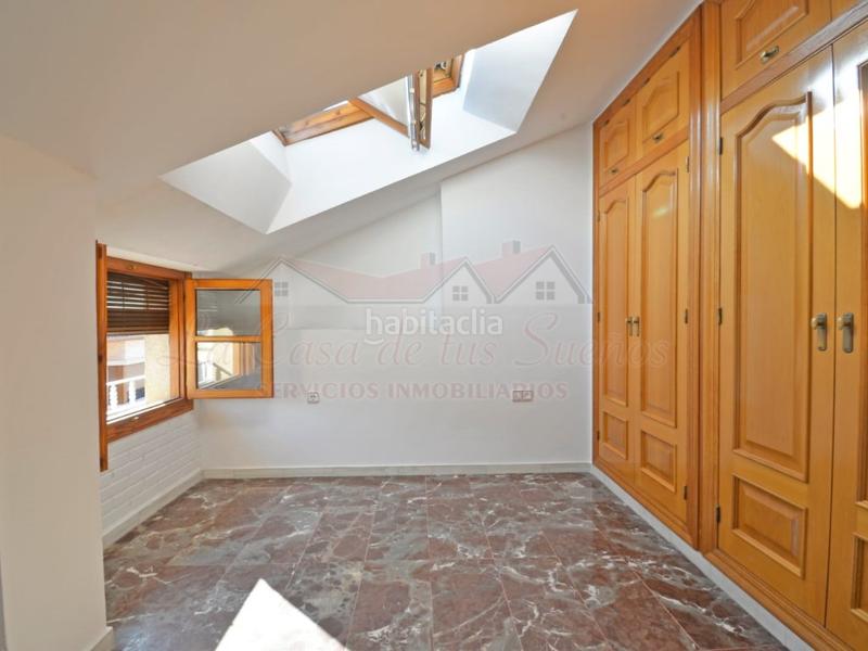 Foto 87e4e412-b66e-4e42-9a6a-7598bcd5b0e6. Casa con parcheggio in Sax