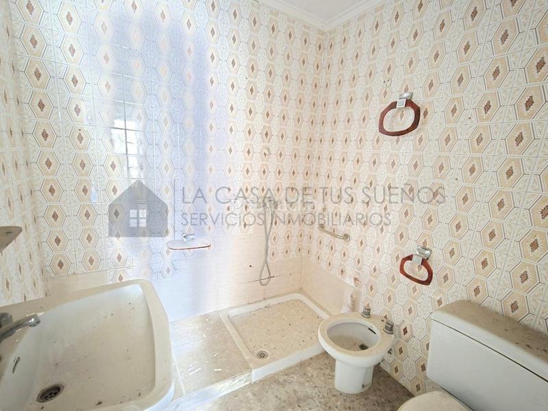 Foto bc8d0a2b-dcad-445c-ac02-1eecb9b02048. Casa  para reformar en Sax