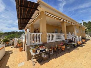 Casa in Sax. Vivienda aislada 4 habitaciones venta sax