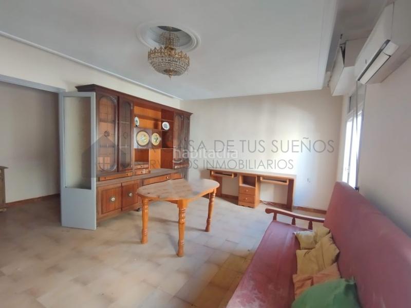 Foto 9ea6b5ec-b4a6-401e-9920-e071006cbb36. Appartement dans Plaza de Toros-Avenida Chapí-Trinquete Elda