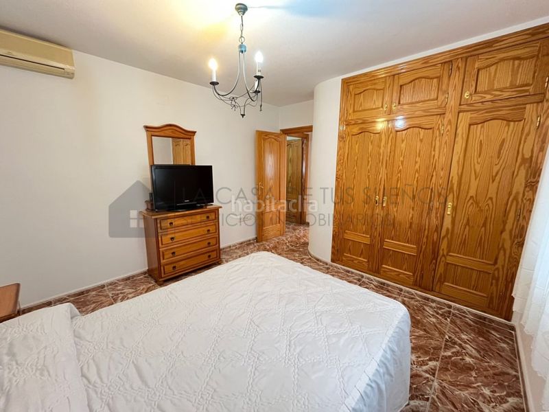 Foto 84ae466e-cfbb-413b-8cc8-c2a675a61522. Casa amb aparcament a Sax