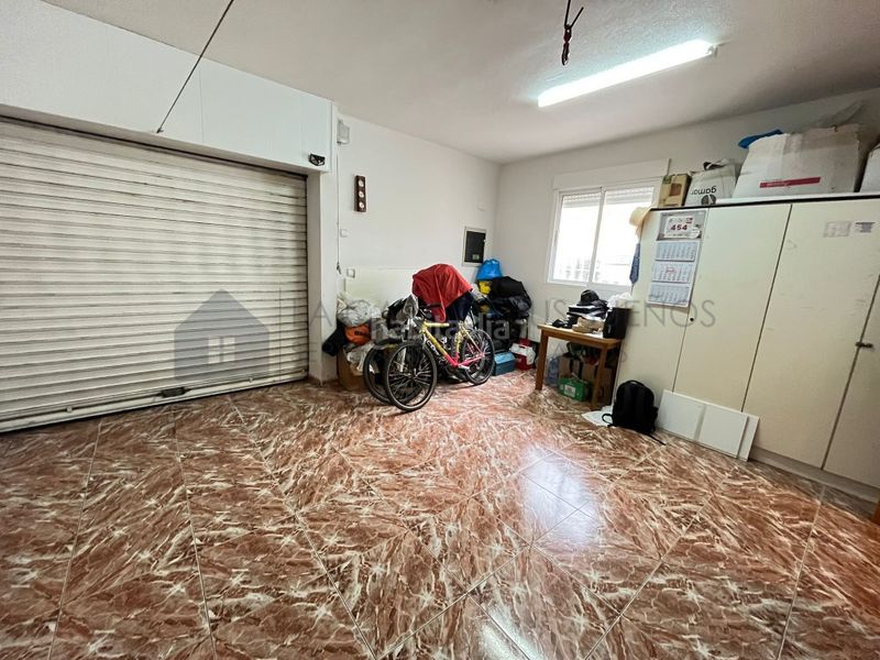 Foto c5f1ff84-1745-4e74-a1aa-6ac7ec79aefb. Casa amb aparcament a Sax