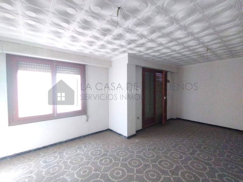 Foto bc22998e-6cfb-4db0-8c59-9ebead072684. Pis a Sax