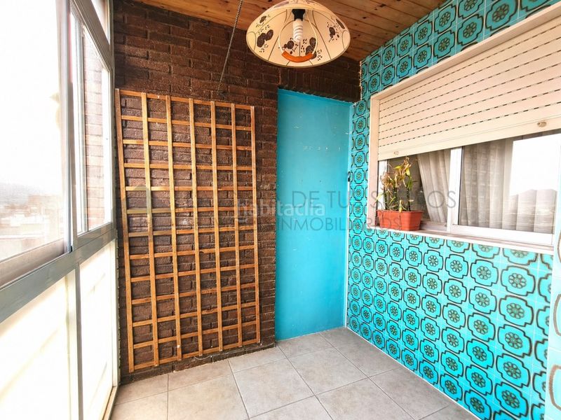 Foto 0dff838e-be58-4bfe-b1e1-5e71849a125c. Piso luminoso piso con ascensor en Plaza Castelar - Mercado Central Elda