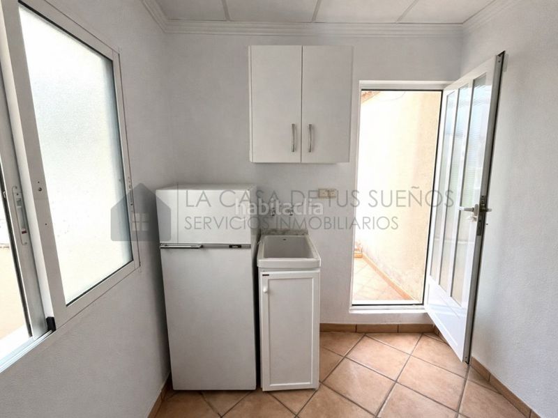 Foto 9e50d8c2-1ab9-4cce-855d-6c11eb3e73e1. Casa adossada a Monòver