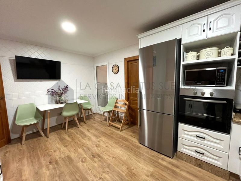 Foto c650fee9-22dd-4532-9cff-ee9e366b0c58. Casa adossada a Monòver