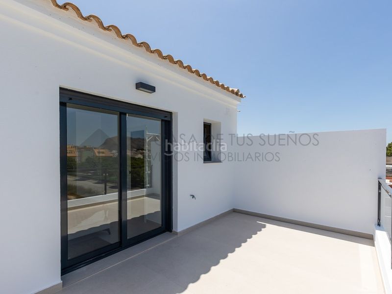 Foto 434bd05e-858d-46dc-a366-d7bd9d00bf9a. Casa adossada amb aparcament a Rafal