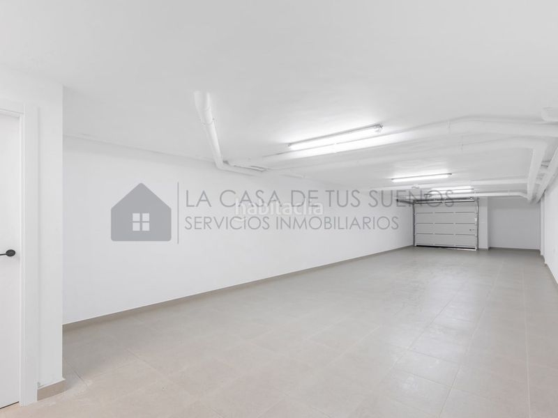 Foto baa4e42a-57ea-4fd2-8a5c-65c5a2c129a5. Casa adossada amb aparcament a Rafal