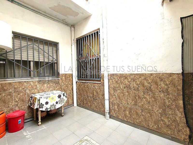 Foto 0d20eac0-a5b0-431d-884c-96e53b934707. Casa a Plaza Castelar - Mercado Central Elda