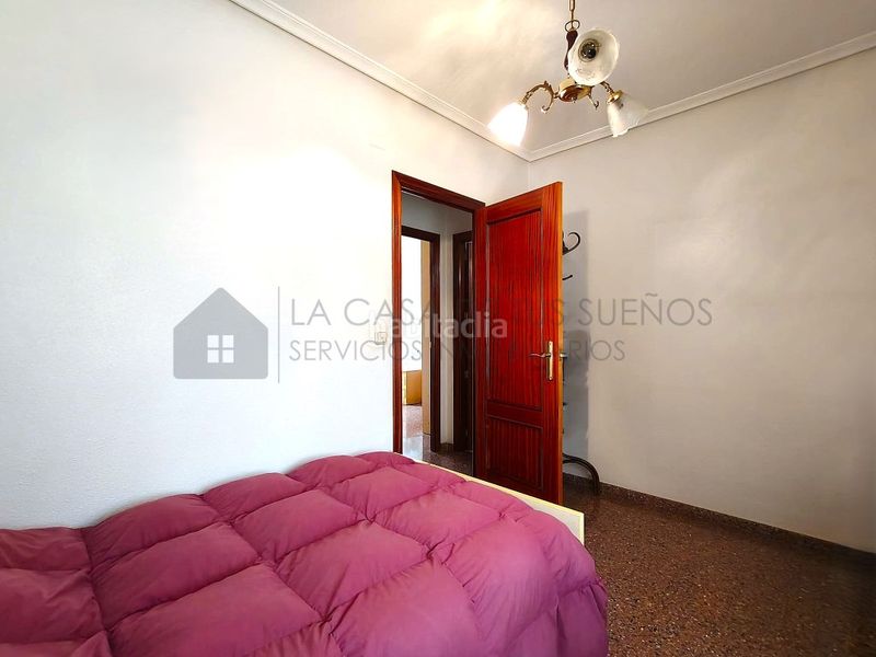 Foto c0eb32ea-83c9-47b8-b2d3-8c38caebffba. Casa a Plaza Castelar - Mercado Central Elda