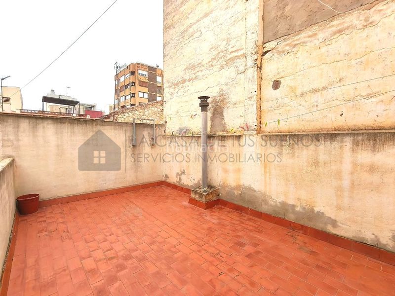 Foto d7f47c51-9a22-47f2-bc1b-2b4638951d1c. Casa a Plaza Castelar - Mercado Central Elda