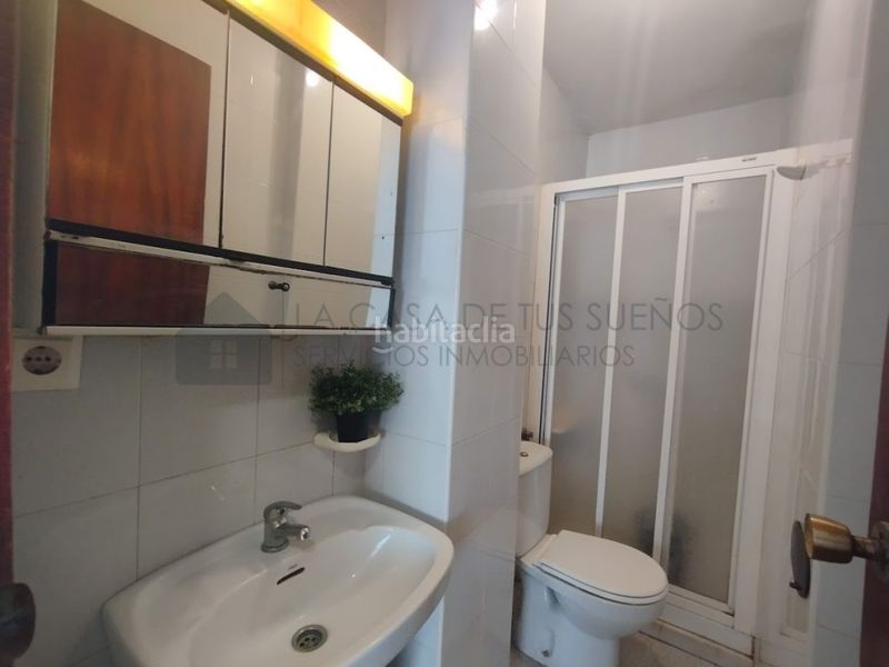 Foto 24abfbd7-b946-436d-8199-7c36e92d5221. Pis amb aparcament a Sax