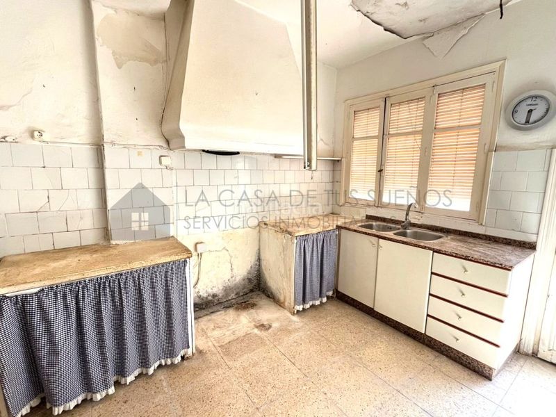 Foto 0dad9e08-05f7-474e-95a8-2f01c0342d00. Casa a Sax