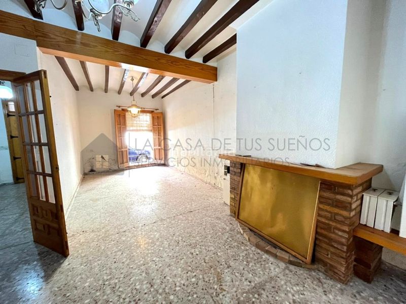 Foto 454756ac-3148-47b6-a1a9-75364e2e878a. Casa a Sax