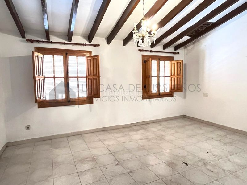 Foto 5d139f62-a849-4ea7-ad10-e3bdf91e4770. Casa a Sax