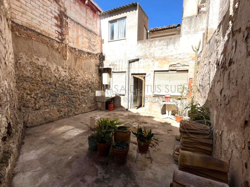 Foto 6ba7c6ee-e40a-433b-9e63-bc9b08bd81cd. Casa a Sax