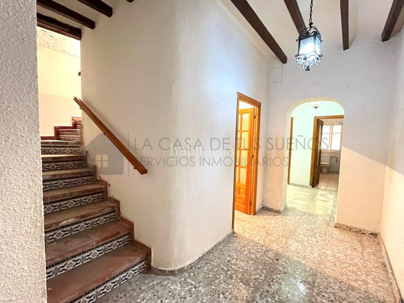 Foto ebc2f0cc-07ab-4401-8f10-d90132e39ce7. Casa a Sax