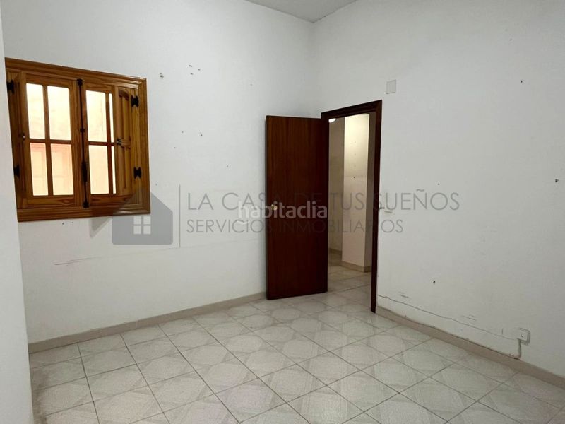 Foto f403f0b7-a9b9-4ac7-a89c-2364ff0e72af. Casa a Sax