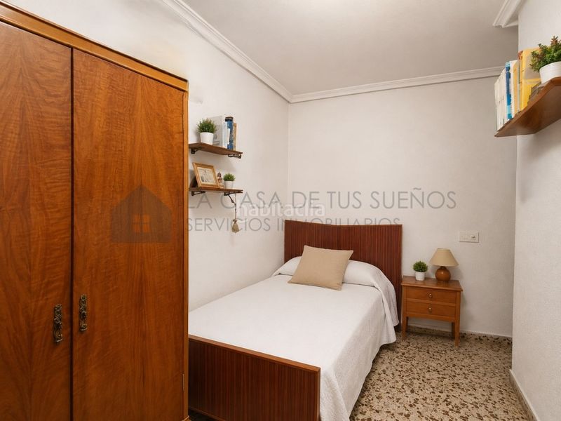 Foto 6d61de7c-c12c-4c13-8399-1ca4f9a41d9c. Pis a Sax