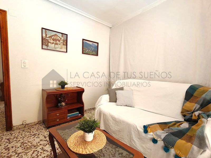 Foto b17e6bc5-7950-4f9d-b378-fded73f86739. Pis a Sax