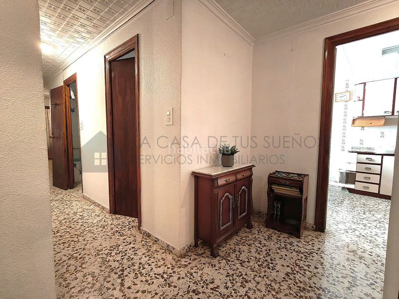 Foto eb85d28b-8dd9-4944-9780-a96fe8088321. Pis a Sax