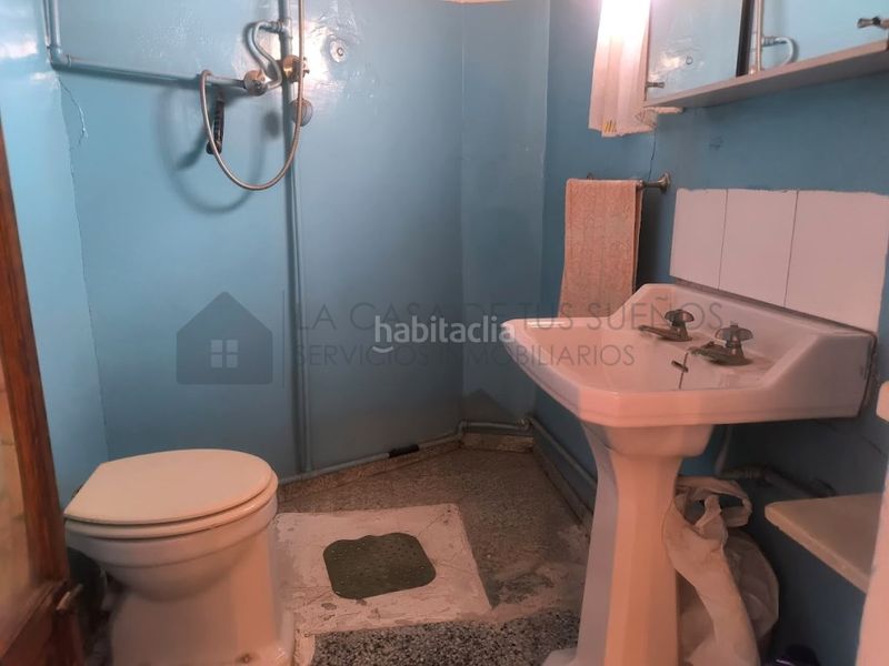 Foto 254f87f9-2b6a-4fd9-964b-7ae849cfb9e4. Casa a Sax