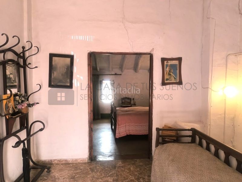 Foto 5174f474-5893-4192-9df1-fd015efc93bf. Casa a Sax
