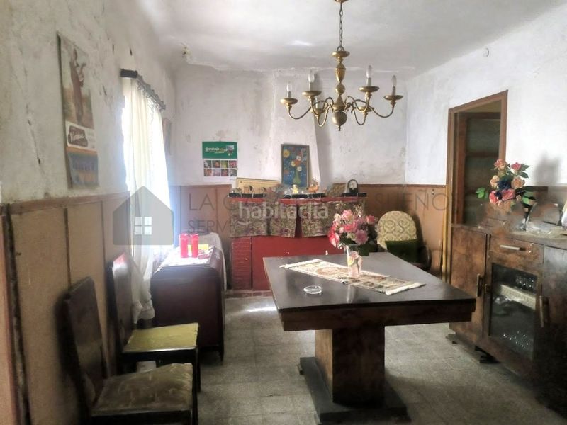 Foto f8a21655-da8a-445a-b746-2cac93f8ba9c. Casa a Sax
