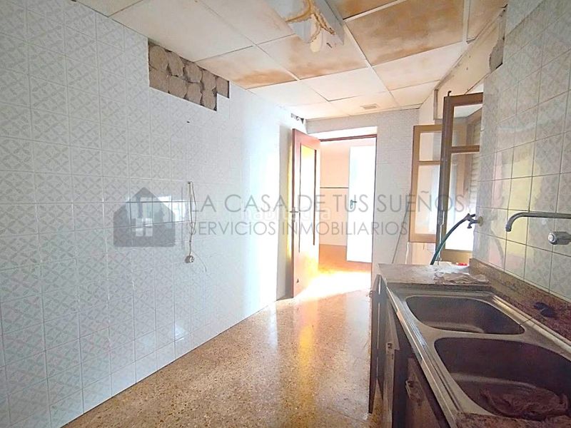 Foto 052de56f-76db-4714-9db4-94a0676b090f. Casa a Sax