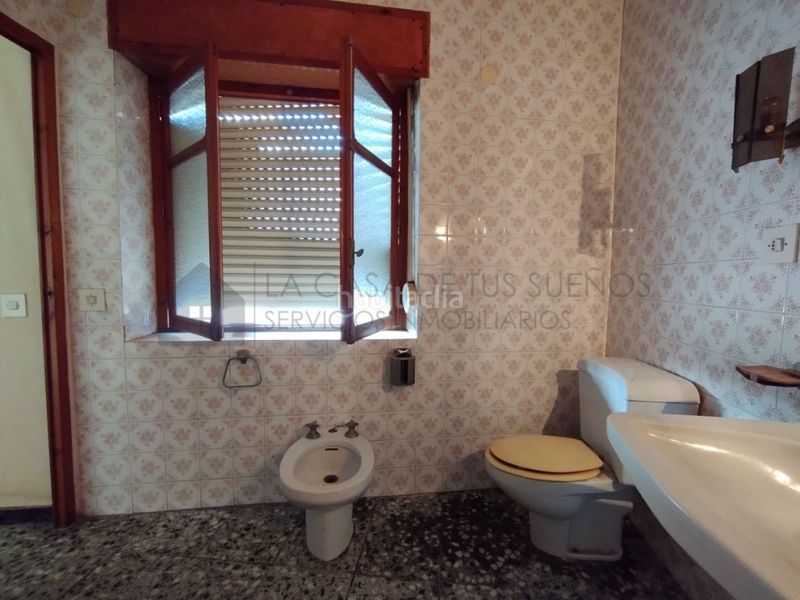 Foto 883b4b2f-ca22-4eb0-93af-4cbf379147c7. Casa a Sax