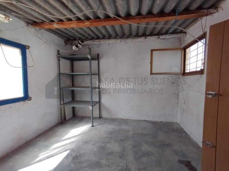 Foto ae78287a-994e-44d8-a771-c616ad5d6a60. Casa a Sax