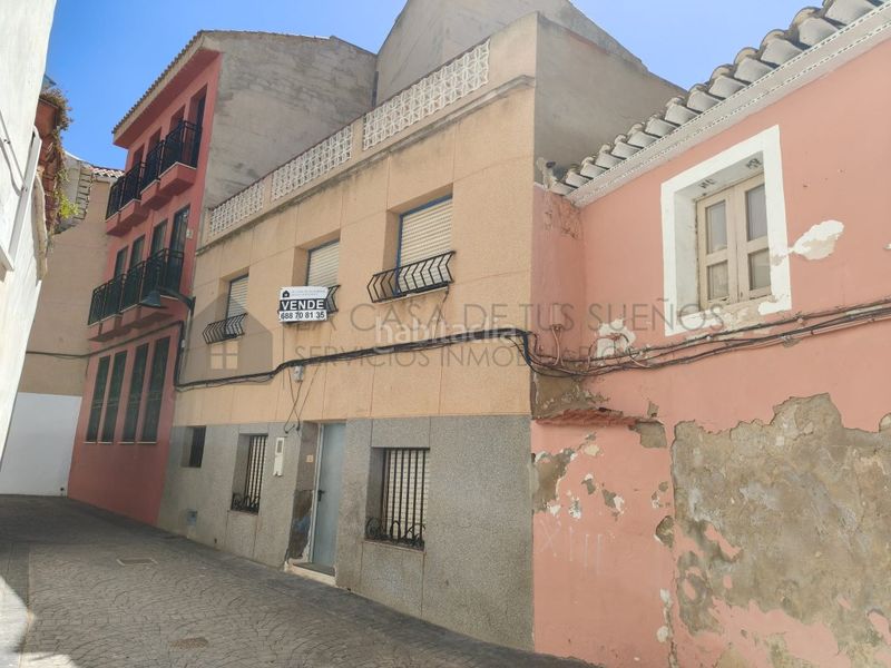 Foto c902fafd-757b-4f67-ae3f-9546327b4c0a. Casa a Sax