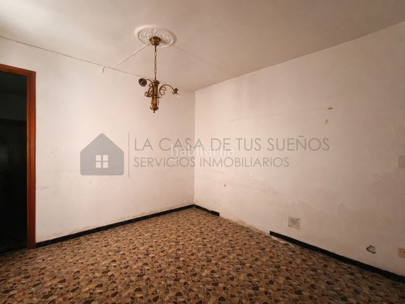 Foto d2128d88-4fb7-4f6b-a73a-5e5b7a6764aa. Casa a Sax