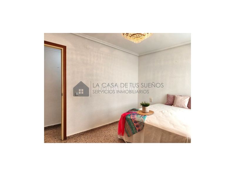 Foto 5815af27-3787-4792-b988-67625b19c7c2. Pis a Sax