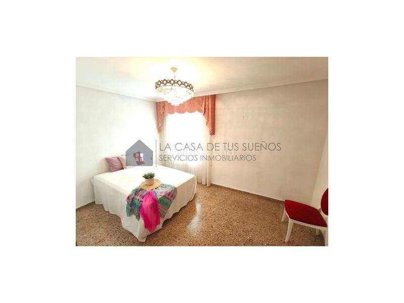 Foto 6ee2781e-d7a0-42ef-a516-198a9d93cda5. Pis a Sax