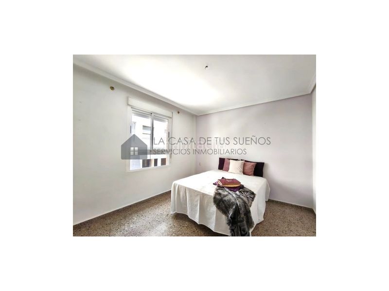 Foto 91c45c9b-da6d-4cf1-8464-e6399098f8bd. Pis a Sax