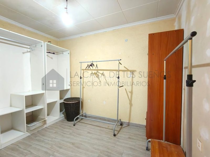 Foto 8aa2d055-a46c-4bdc-b075-95e43e359507. Masia a Petrer
