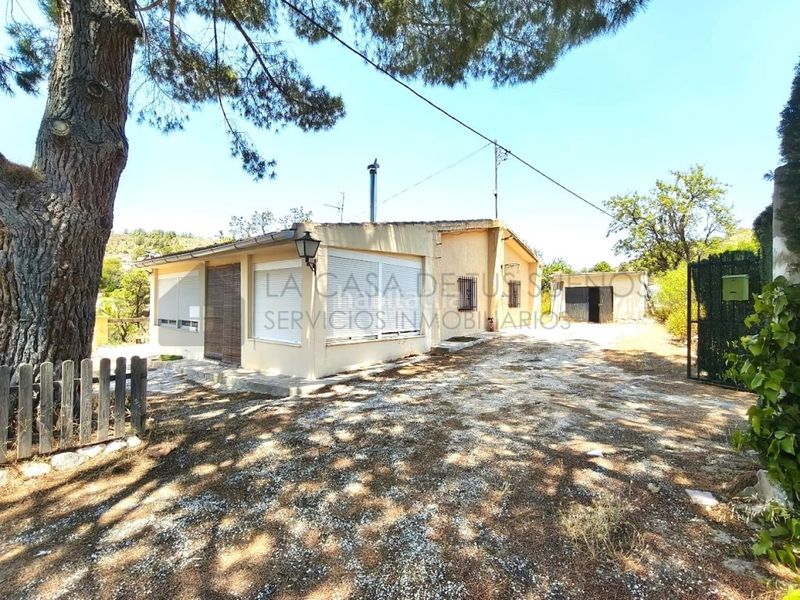 Foto b09eec5d-cb3a-4d06-a8a1-56e46d511936. Masia a Petrer