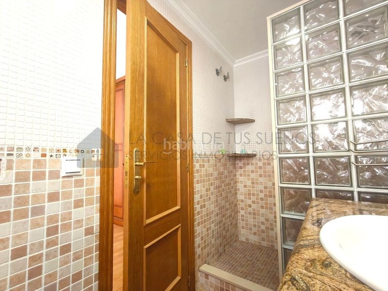 Foto 423c2285-0e6a-405a-af22-ea1057407547. Pis amb aparcament a Sax