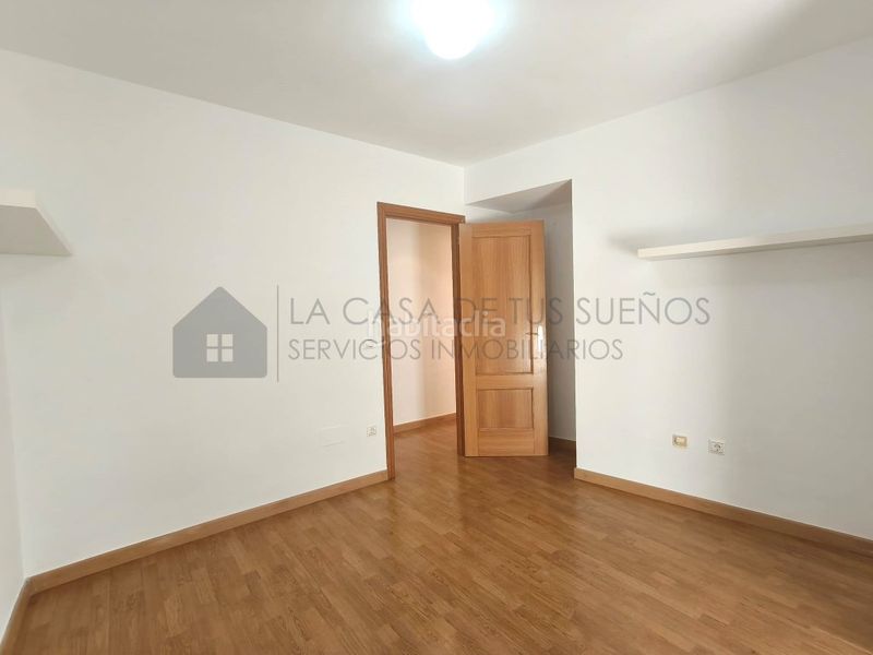 Foto dc50e6b9-4e62-4f21-96cc-0bb7c6997336. Pis amb aparcament a Sax
