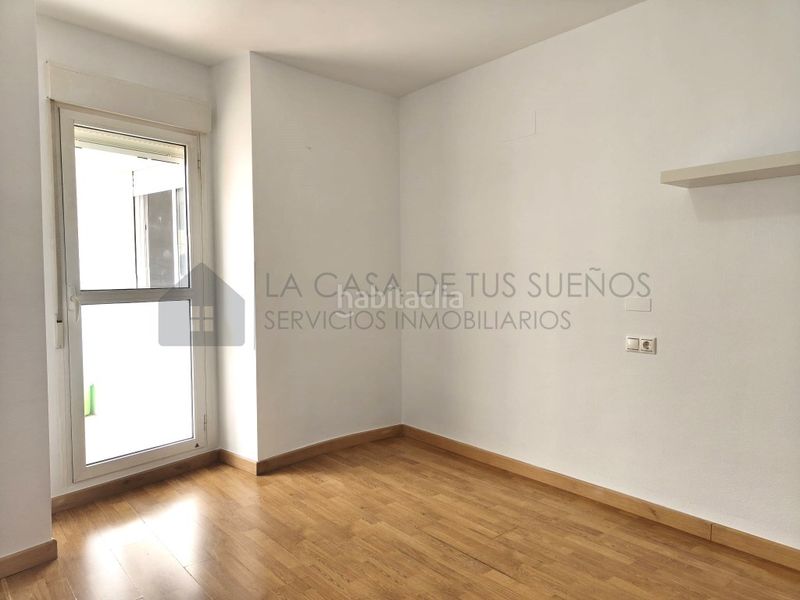 Foto ed2c5325-df38-46fa-9208-3588b96ec0c5. Pis amb aparcament a Sax