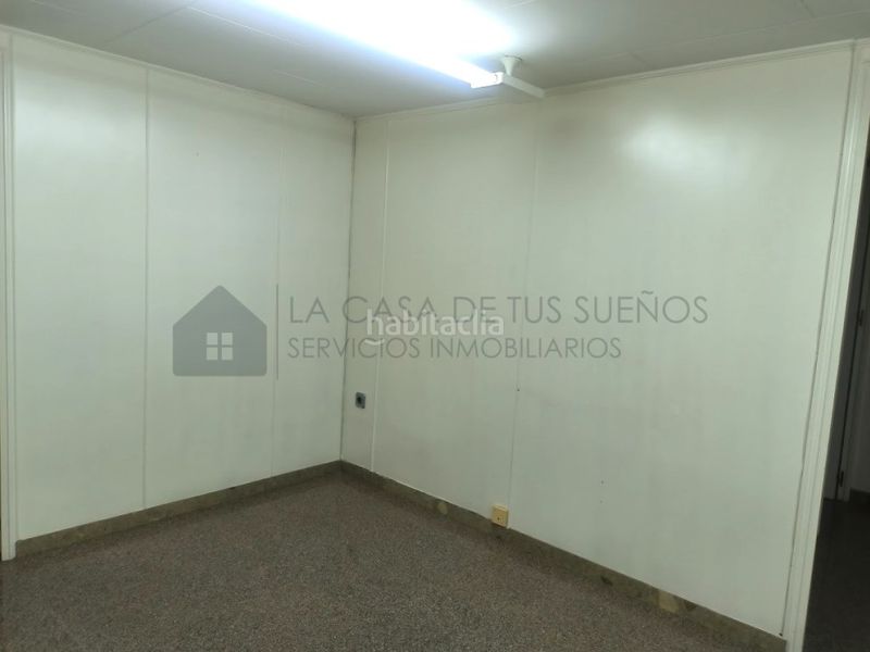 Foto 180fb193-08f5-4242-b5fb-b5b7aa84e1ff. Pis a Fraternidad Elda