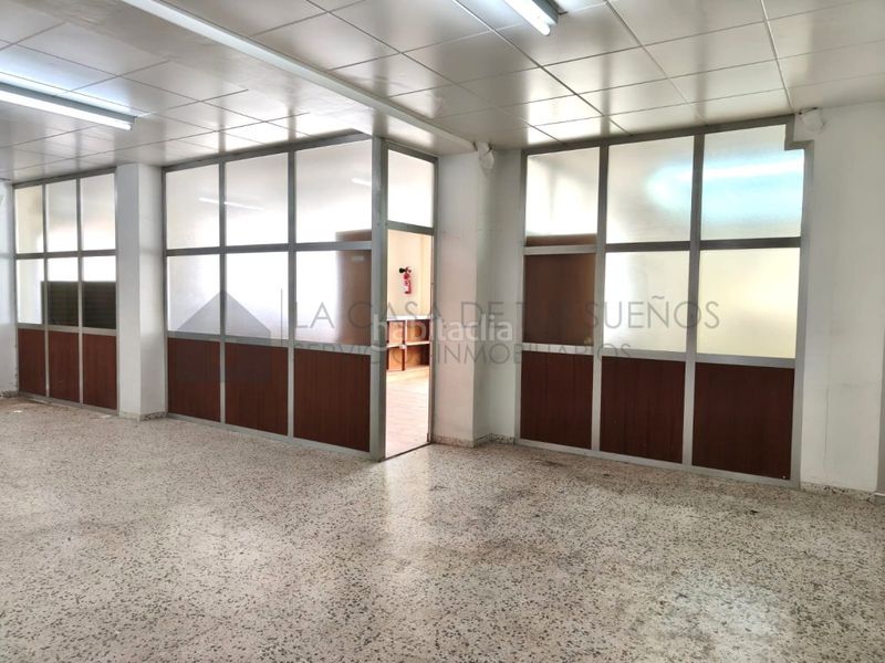 Foto c41ac2c2-c32b-47e1-a815-719451fff673. Local comercial a Sax