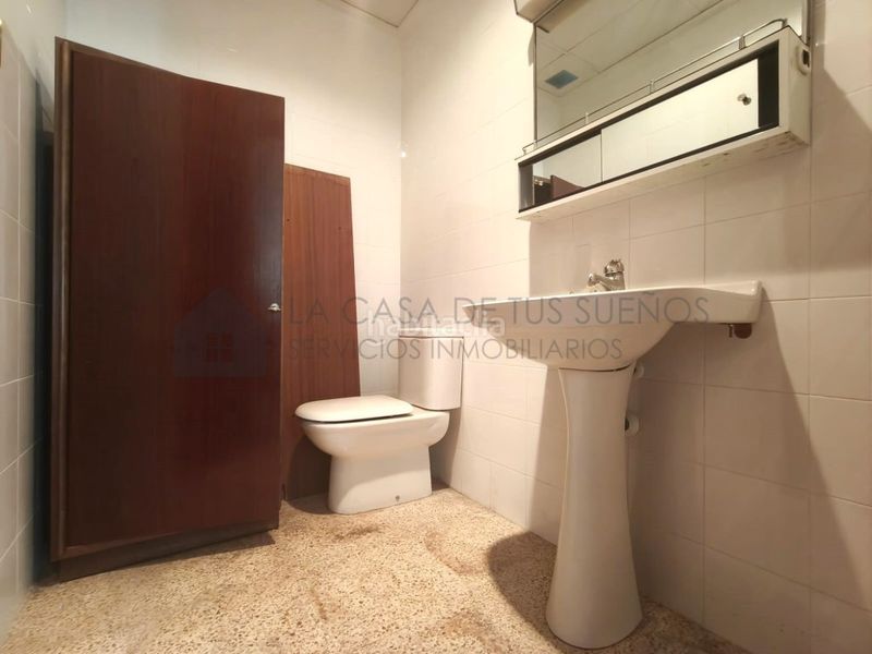 Foto f9ed1627-0406-4cf6-90f2-e039bedc0a66. Local comercial a Sax
