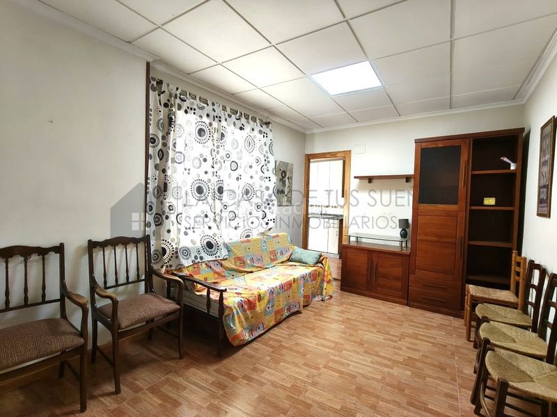 Foto 75540d19-d9e1-4a3f-a3a9-7c7a298e8dd5. Casa a Sax