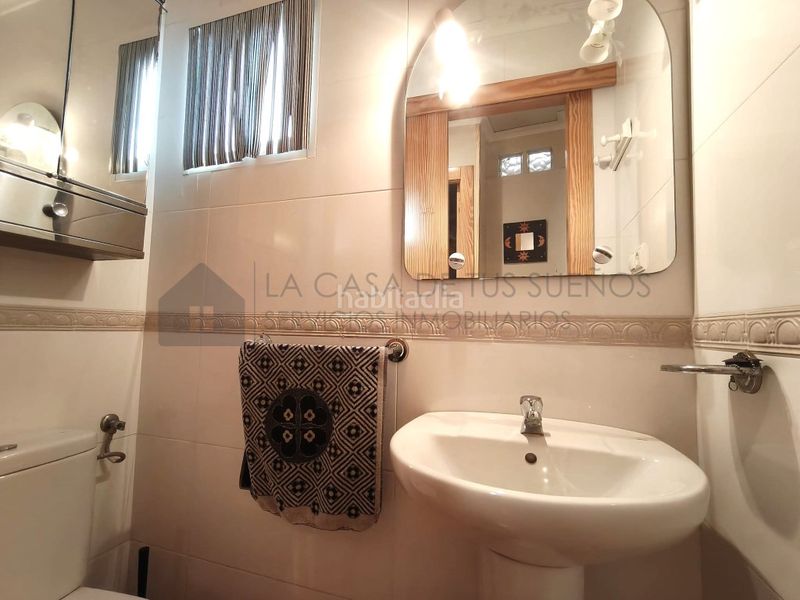 Foto e479d6e3-7e46-4135-8910-cc74ea632d26. Casa a Sax